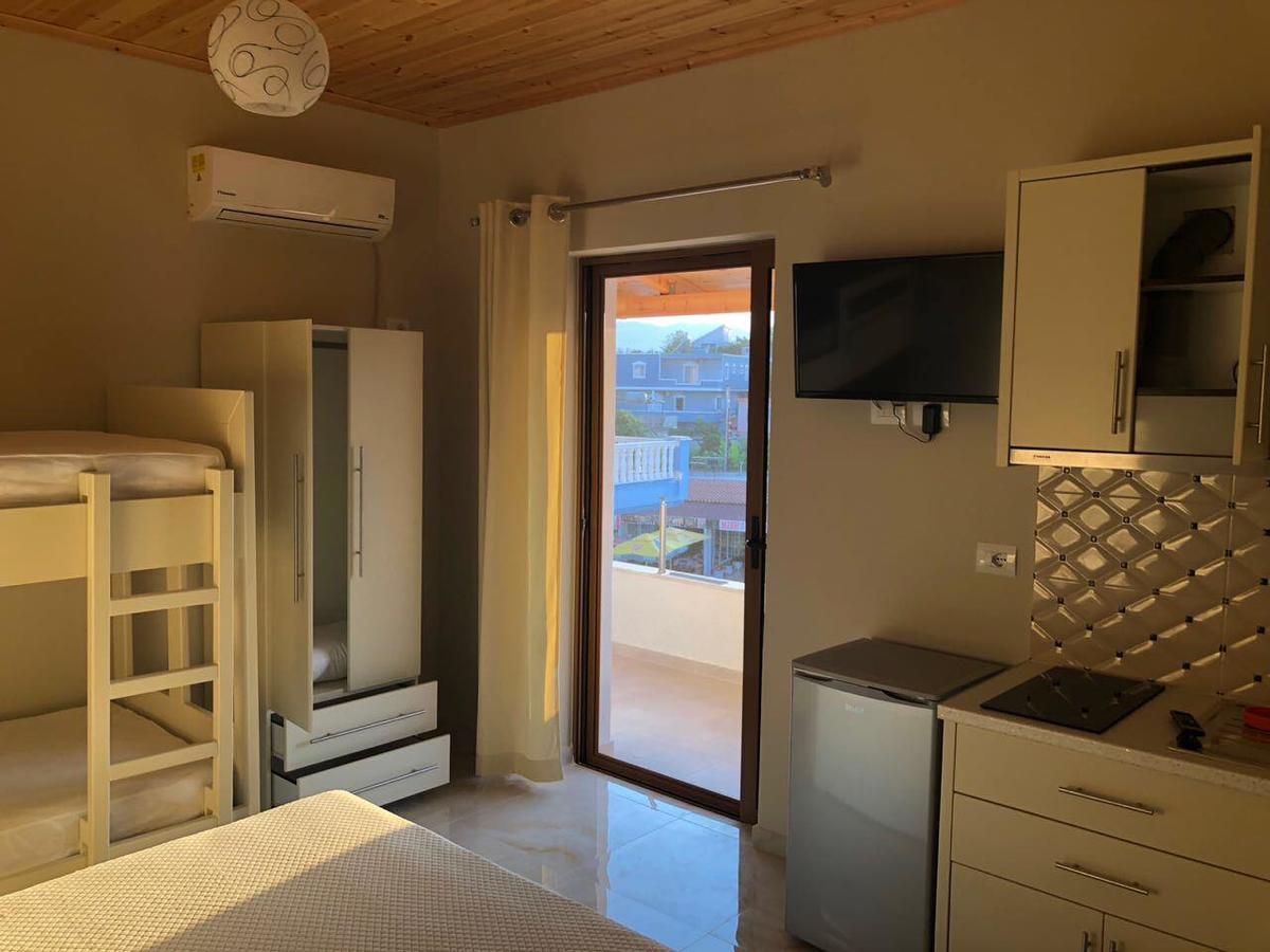 Balani Villaer